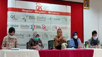 OJK Cirebon melaporkan kasus pengaduan masyarakat mengenai pinjaman online masih banyak terjadi. Foto (Liputan6.com / Panji Prayitno)