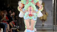 7 Desain Busana Saat Fashion Show Ini Bikin Gagal Paham. Sumber: Getty Image