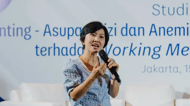 President of Indonesian Nutrition Association, Dr. dr. Luciana B. Sutanto, MS, SpGK(K)