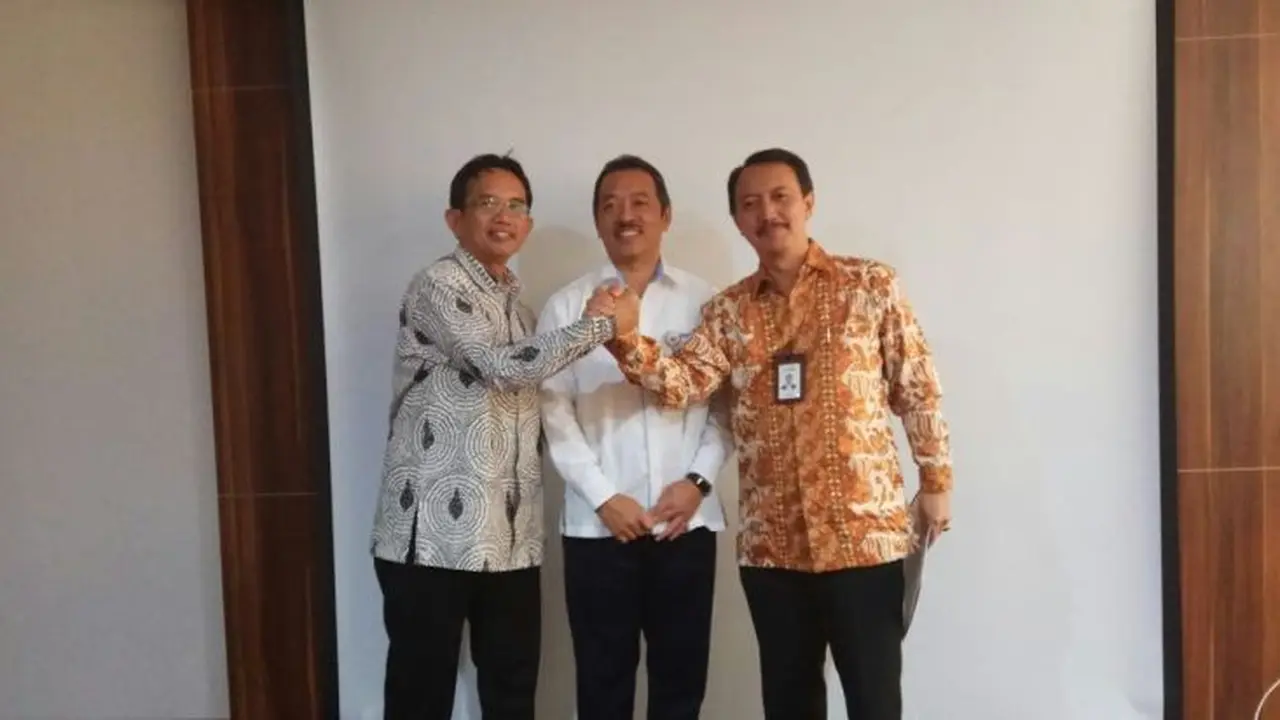 Pergantian direksi PT Dirgantara Indonesia (Persero) di lantai 6, Gedung Kementerian BUMN pukul 15.00 WIB, Kamis (31/8/2017).