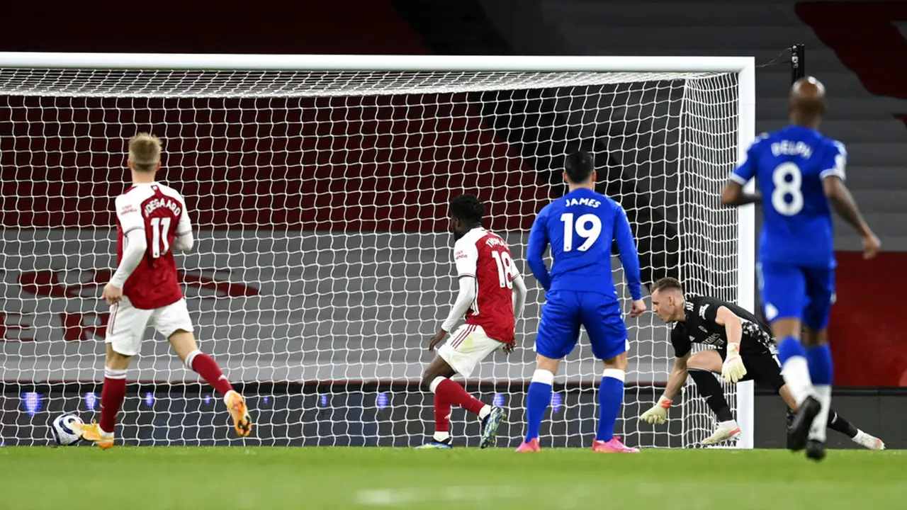 FOTO: Arsenal Dipermalukan Everton di Emirates Stadium