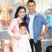 Baju Lebaran dari Titi Kamal. [@titi_kamall]