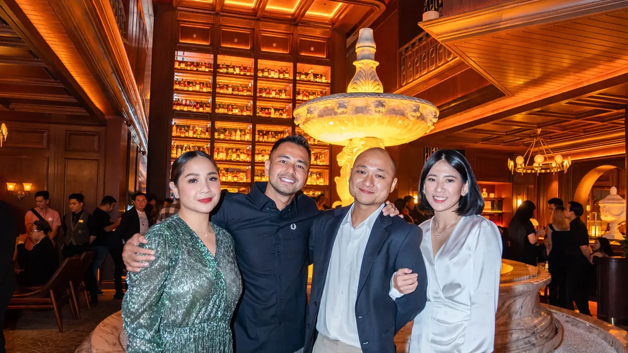 Raffi Ahmad bersama bos HW Group, Ivan Tanajaya.