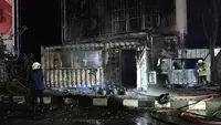 Hari Buruh, Gerombolan Berpakaian Hitam Bakar Pos Polisi di Bandung