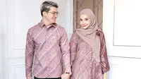 Hamil Anak Kedua, Ini 6 Potret Zaskia Sungkar dan Irwansyah Pakai Baju Couple