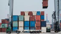 Hari ini, 7 Agustus 2025 tarif baru sebesar 19 persen atas impor Indonesia ke Amerika Serikat resmi berlaku. (Yasuyoshi CHIBA/AFP)