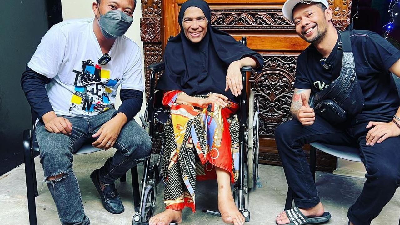 5 Potret Kondisi Terbaru Dorce Gamalama Tak Sadarkan Diri, Tubuh Kian Kurus