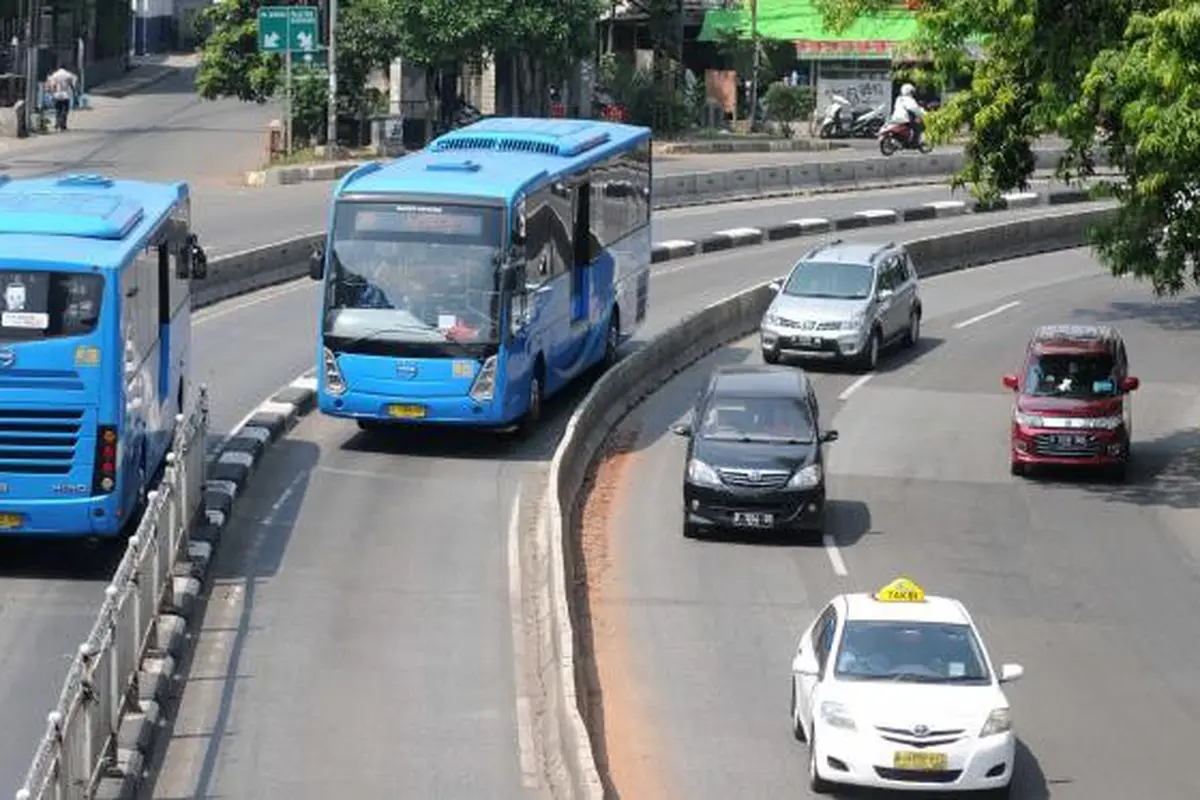 Good News Today: Transjakarta, Tiket KA Lokal, Qurban