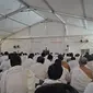 Jemaah haji Indonesia di Arafah untuk melaksanakan wukuf, Selasa (27/6/2023).(Liputan6.com/Nafiysul Qodar