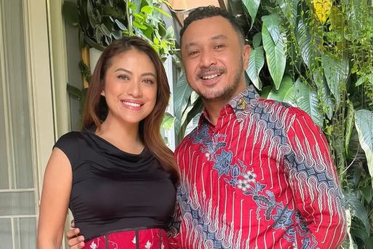 Cynthia Riza Istri Giring yang Sebentar Lagi Jadi Calon Ibu Pejabat