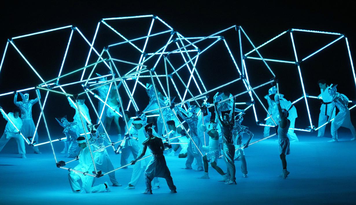 Dengan tema ‘Green SEA Games’, upacara pembukaan kali ini memadukan konsep budaya Thailand dan konsep-konsep kontemporer. (AP Photo/Achmad Ibrahim)