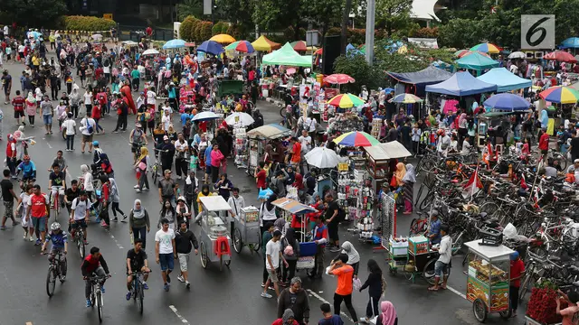 Sempat Diguyur Hujan, Car Free Day Tetap Ramai Pengunjung