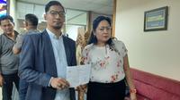 Ketua Umum Baladhika Indonesia Jaya (BIJ) Dahlia Zein Moka mengadukan Majalah Tempo ke Dewan Pers, Selasa (11/6/2019). (Liputan6.com/ Yopi Makdori)