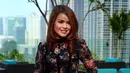 Penyanyi cantik Siti Liza kerap disebut-sebut memiliki kemiripan dengan artis sekaligus presenter cantik Olla Ramlan. Namun rupanya Olla Ramlan diketahui tak mau disamakan dengan Siti Liza. (Deki Prayoga/Bintang.com)