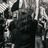 Peran perempuan di dunia politik memiliki peranan yang sangat signifikan. (Foto: Unsplash/Gayatri Malhotra)