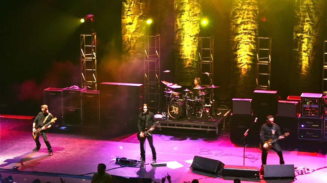  Alter Bridge Menggebrak Jakarta Tanpa Basa-basi