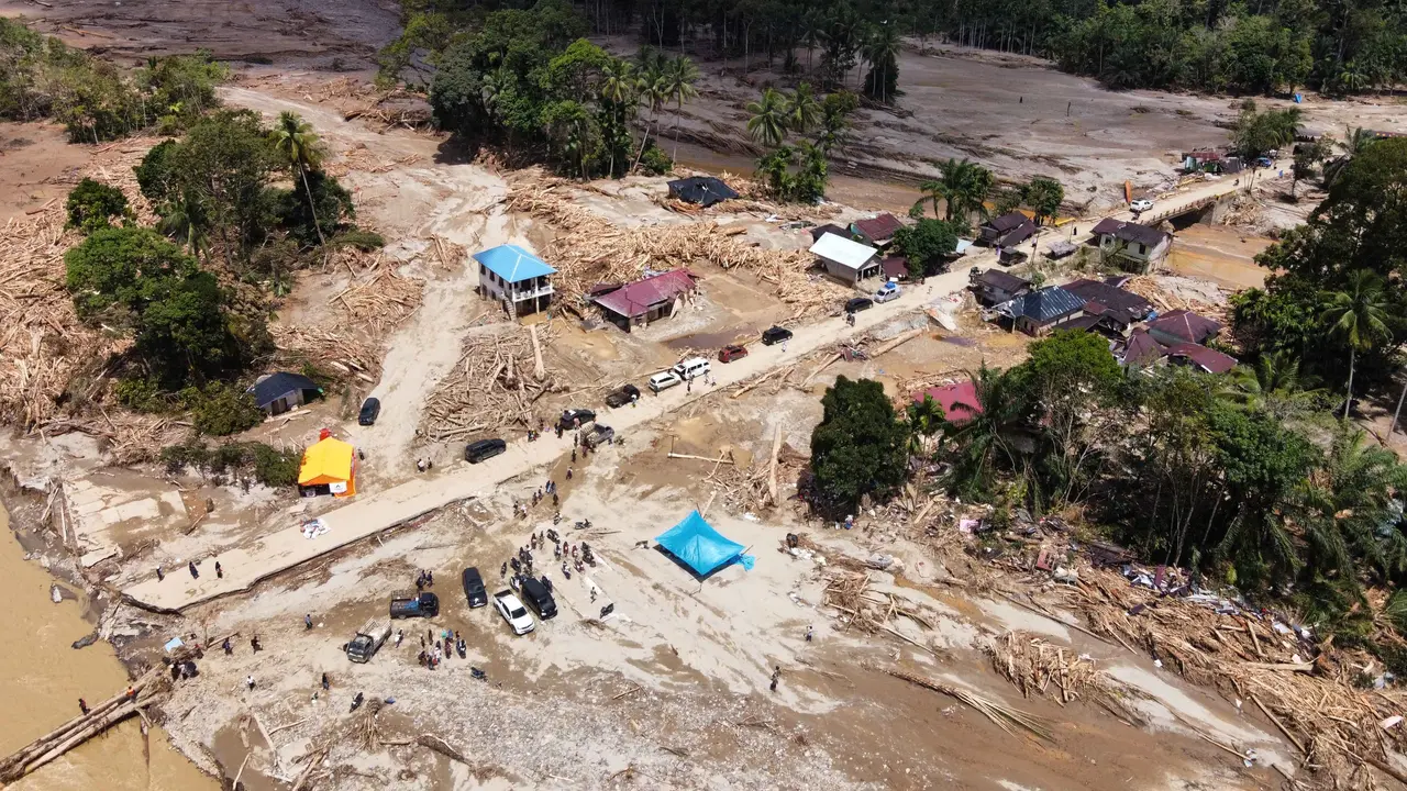 Terdampak Bencana Banjir dan Longsor, Wilayah Batang Toru Tapanuli Selatan Nyaris Rata dengan Tanah