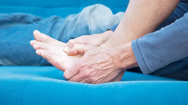 kaki bunion. Foto ilustrasi: Healthline