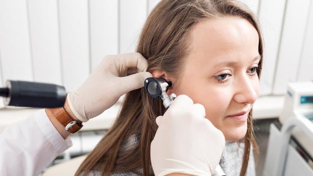 Tulang pendengaran menyebabkan yaitu tulang pengapuran indera dapat gangguan pendengaran pada KELAINAN, TEKNOLOGI,