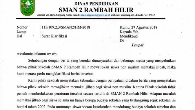 Screenshot: Cek Fakta - Klarifikasi soal Kewajiban Berjilbab Siswi SMAN di Rokan Hulu, Riau. (Liputan6.com)