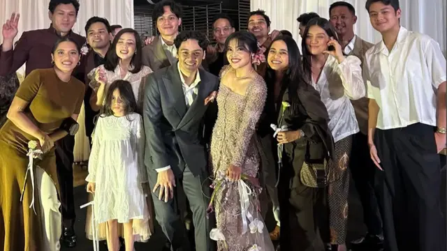 Gaya Para Atlet Badminton hingga Musisi Hadir di Resepsi Mikha Angelo dan Gregoria Mariska Tunjung. [@gamaliel]