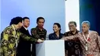 Laga uji tanding antara Persib Bandung melawan Bali United, hingga kereta cepat Jakarta-Bandung.