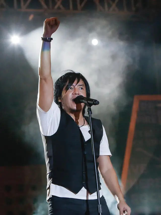 Ari Lasso.