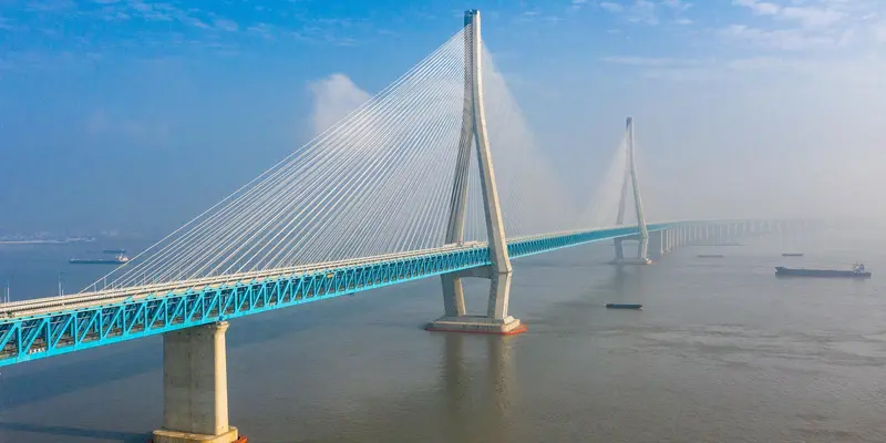 FOTO: Kemegahan Jembatan Penghubung Nantong dan Zhangjiagang