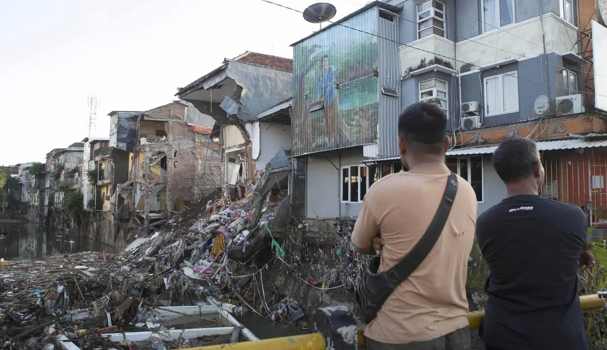Kepala Pelaksana Badan Penanggulangan Bencana Daerah (BPBD) Bali, I Gede Agung Teja Bhusana Yadnya mengatakan banjir yang melanda sejumlah daerah di Provinsi Bali pada Rabu (10/9/2025) merupakan yang terparah dalam satu dekade terakhir. (AP Photo/Firdia Lisnawati)