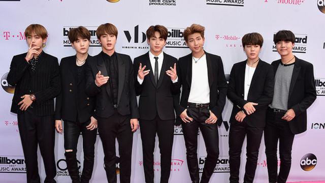 BTS Beri Ucapan Belasungkawa Korban Bom Konser Ariana 