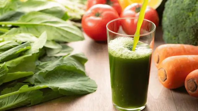 Jus Sayuran Hijau. (foto: Pinterest/ The Tolerant Vegan).