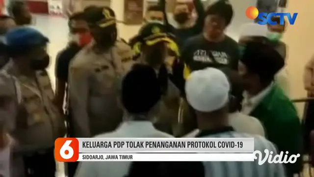 Adu mulut antara perwakilan keluarga dengan anggota Polresta Sidoarjo. Rekaman video amatir ini kemudian viral di media sosial. Pihak Dinas Kesehatan Sidoarjo menyayangkan aksi keluarga korban. Sebab F merupakan pasien dalam pengawasan.