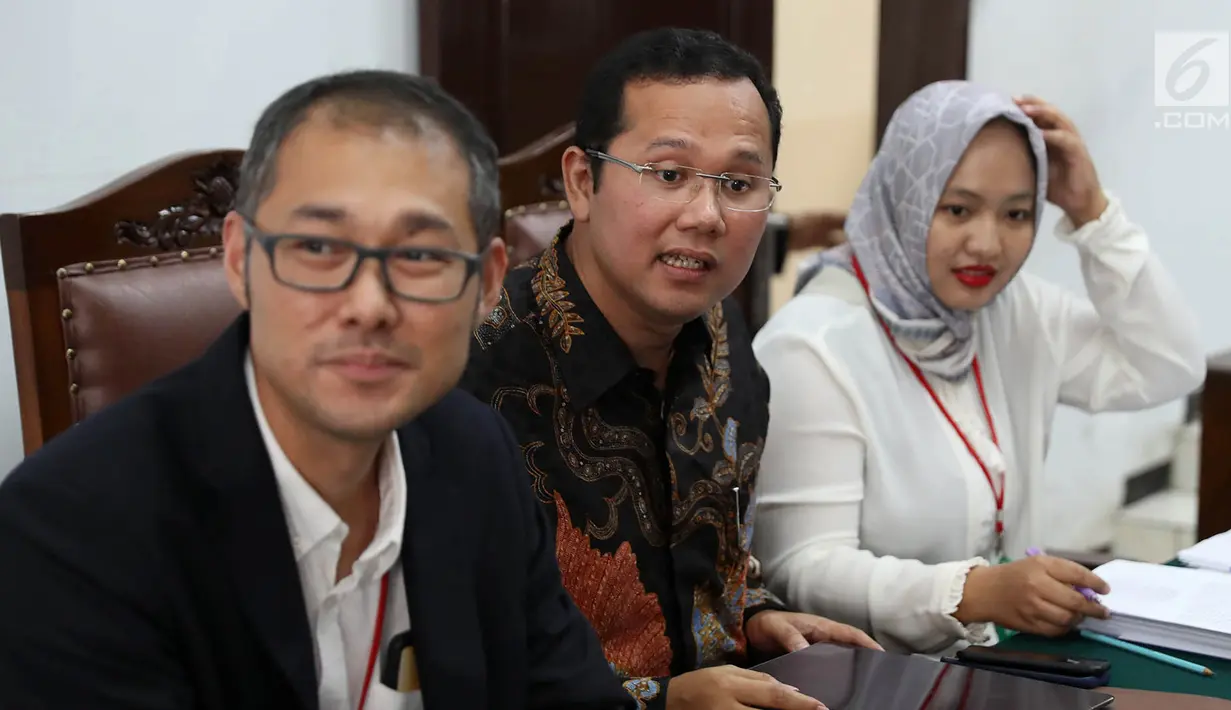 Perwakilan Jaksa Penuntut Umum (JPU) saat menghadiri sidang praperadilan yang dilayangkan pemilik kapal pesiar mewah Equanimity, Equanimity Cayman terhadap Bareskrim Polri di PN Jakarta Selatan, Senin (9/4). (Liputan6.com/Immanuel Antonius)