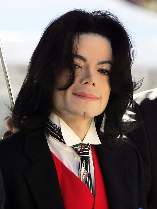 Bassis The Beatles tersebut juga menceritakan bagaimana canggungnya ia saat Jacko, panggilan akrab Michael Jackson pertama kali menawarinya untuk berkerja sama. (Bintang/EPA)