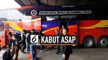 Warga Riau mulai mengungsi ke daerah lain akibat kabut asap. Meski kecil jumah penumpang bus keluar dari Riau mulai terjadi. Padahal bulan ini seberanys sepi penumpan. Warga menghindari penyakit ISPA yang di derita sebagian warga Riau akibat kabut as...