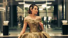 Alena Wu merupakan penyanyi kelahiran Malang, Jawa Timur, 9 November 1981. Alena Wu dalam karier bernyanyinya membidik pangsa pasar musik Mandarin di. Ia memulai single debutnya melalui lagu berjudul Lavender. (Liputan6.com/IG/@alenawuofficial)