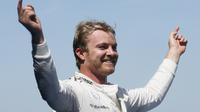 Nico Rosberg tampil sebagai juara GP Spanyol (Reuters/Albert Gea)