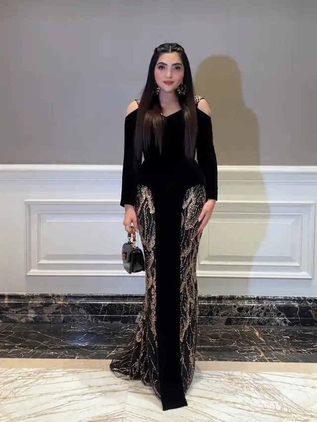Geng Cendol Tampil Serba Hitam Hadir Resepsi Pernikahan Luna Maya dan Maxime di Jakarta.  [@ashanty_ash]