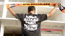 Dukungan The Jakmnia saat memasuki stadion untuk menyaksikan laga Piala AFC 2018 antara Persija Jakarta vs Song Lam Nghe An di Stadion Utama GBK, Rabu (14/3/2018). Panpel menjual sekitar 65.000 lembar tiket. (Bola.com/Surya Bima Mahendarta)