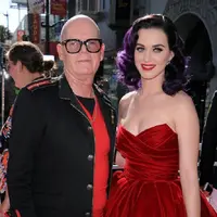 Katy Perry bersama orangtuanya. (AFP/Bintang.com)