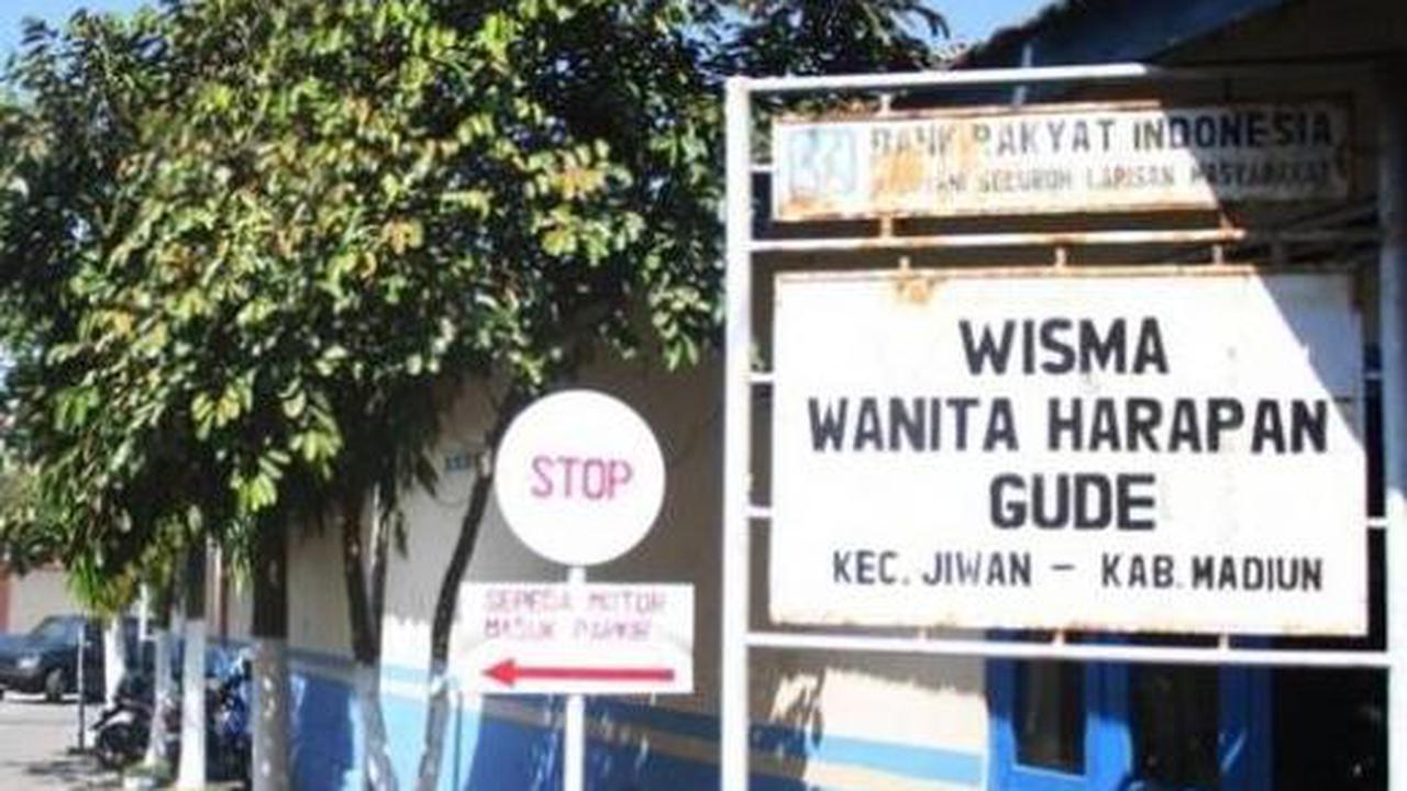 Datangi Lokalisasi Gude, Petugas Dinsosnakertrans Dimaki-maki