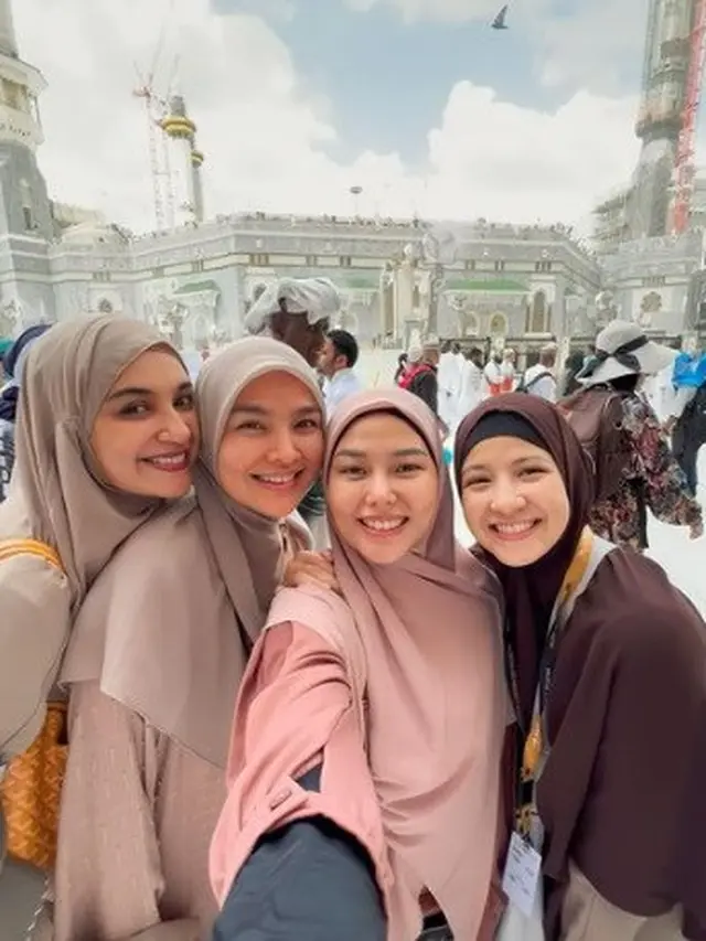 Shireen Sungkar umrah ramadhan 2023 (foto: Instagram shireensungkar)