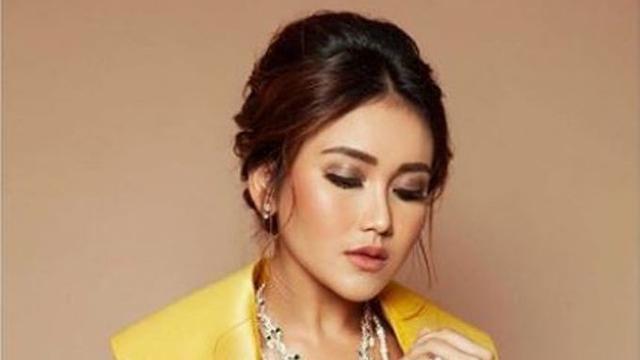 Ayu Ting Ting Kaget Dua Warga Depok Positif Terinfeksi Virus Corona Showbiz Liputan6 Com