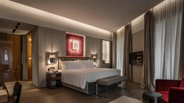 Sisi Lain Kemewahan Luxury Fashion Brand di Bisnis Properti, dari Louis Vuitton, Versace, hingga Bvlgari