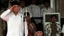 Prabowo Subianto melaksanakan upacara kemerdekaan di Nusantara Polo Club, Bogor, Minggu (17/8/14). (Liputan6.com/Johan Tallo)