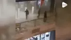 Kebakaran melanda sebuah pusat perbelanjaan Pejaten Village, Jakarta Selatan. Petugas pemadam kebakaran turun tangan, sebanyak 10 mobil pemadam pun dikerahkan.