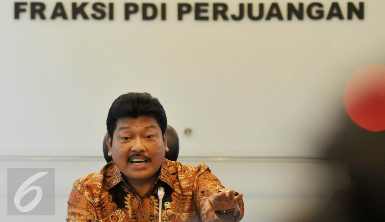 Anggota Komisi XI DPR F-PDIP Andreas Eddy Susetyo memberikan pandangannya di Jakarta, Kamis (14/4). F-PDIP mengawal RUU Pengampunan Pajak (Tax Amnesty) untuk kepentingan bangsa dan mendorong pertumbuhan ekonomi (Liputan6.com/Johan Tallo)