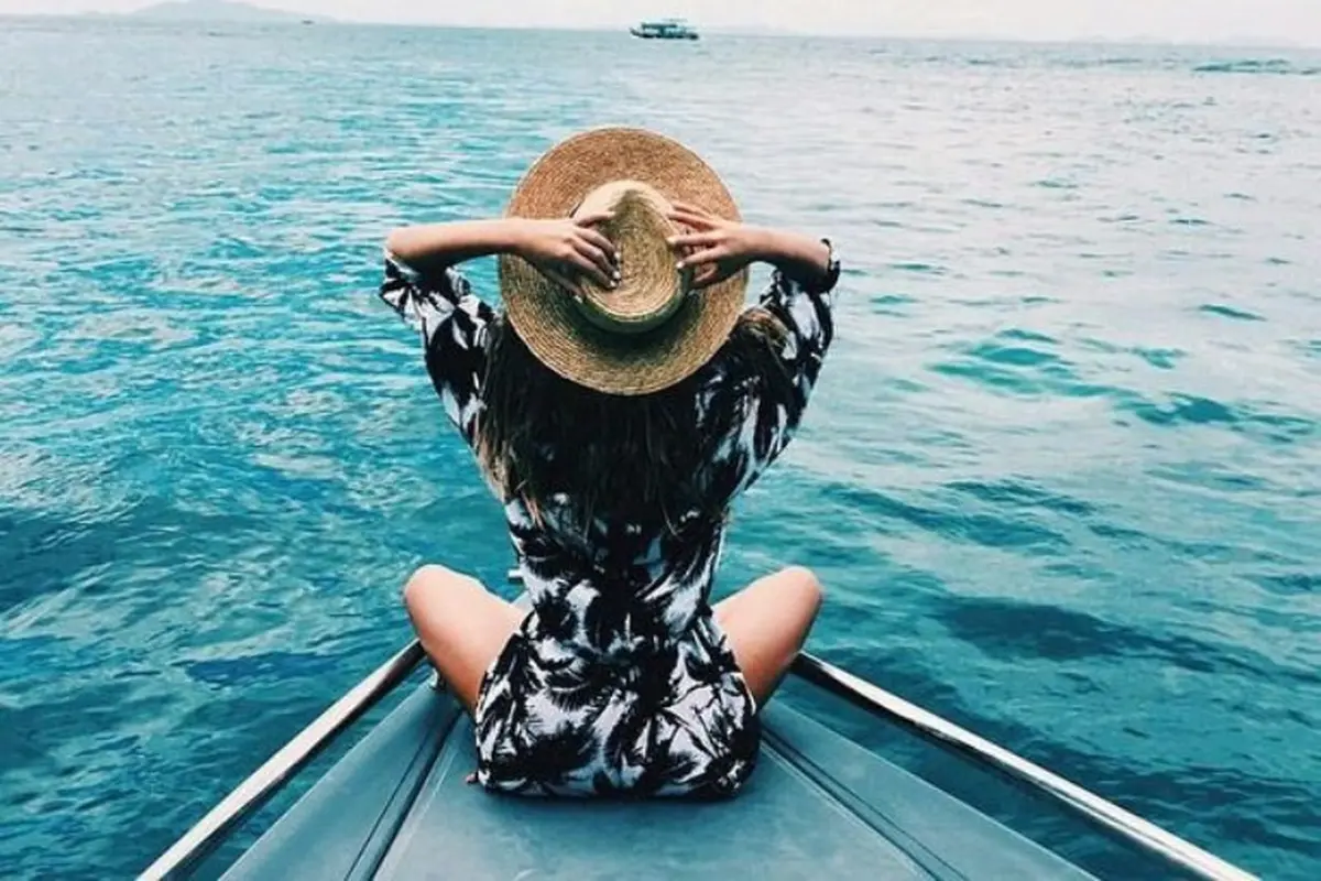 [Bintang] Travel