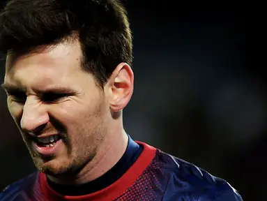 Messi Menjebol Gawang