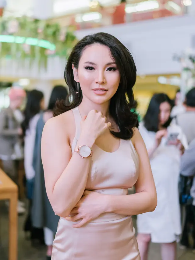 Image: Fitria Yusuf, Olivia Burton